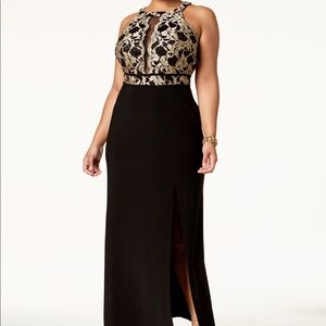 Plus Size illusion-Inset gown